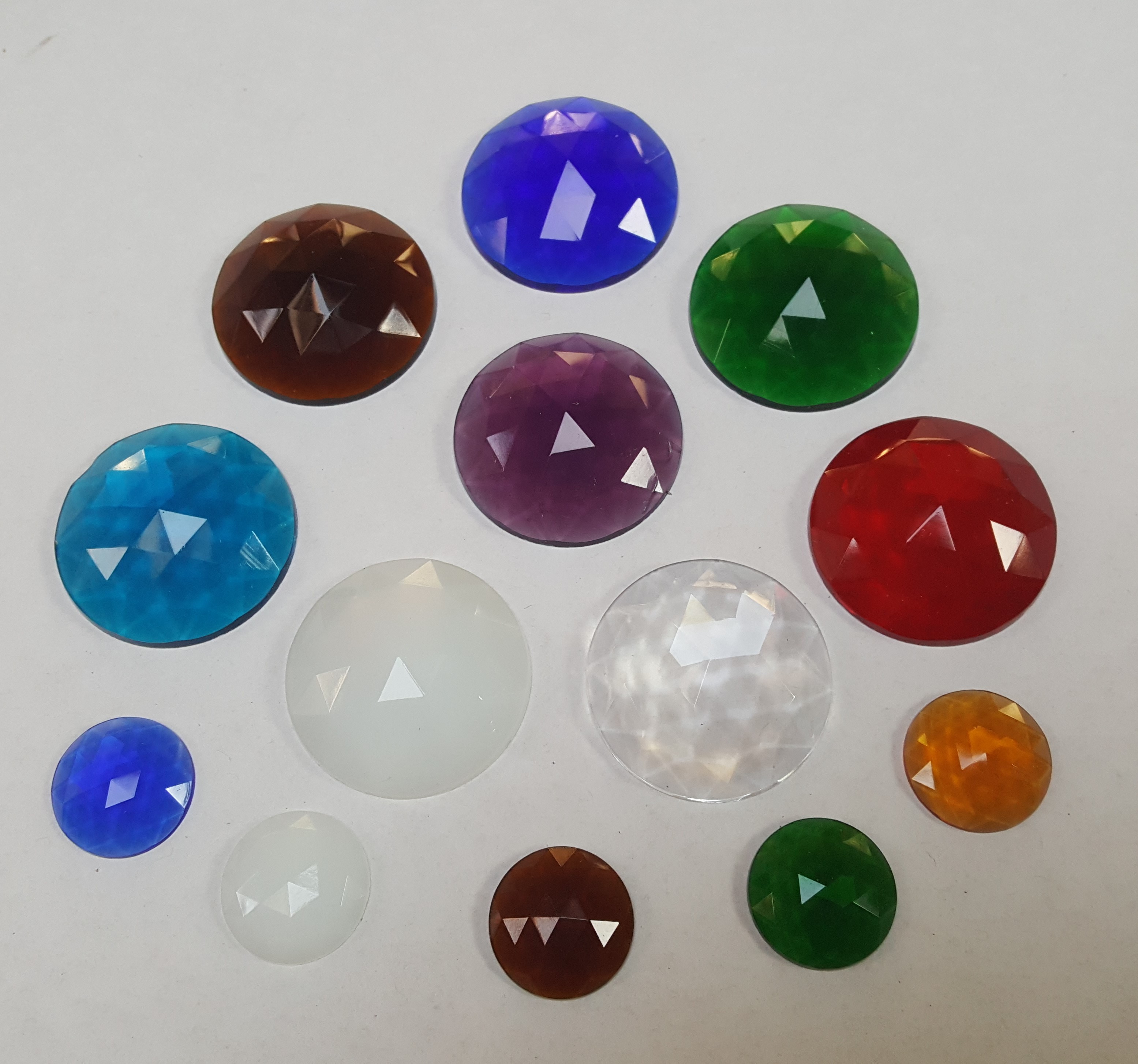 Round Faceted Jewels